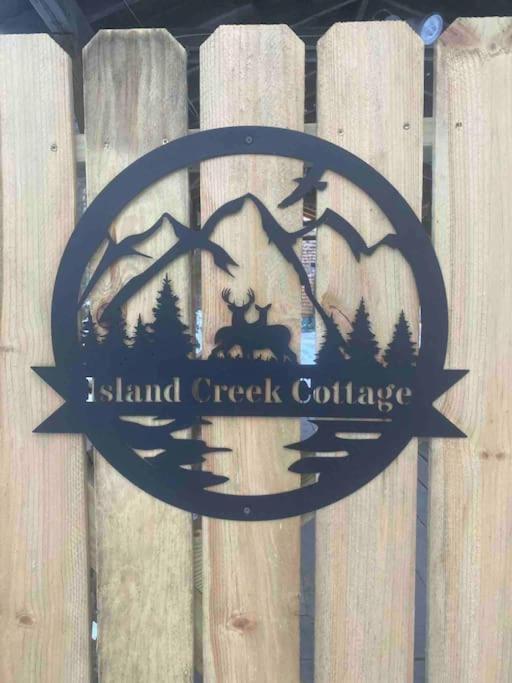 Peaceful Gateway To Island Creek Cottage イースト・ストラウズバーグ エクステリア 写真